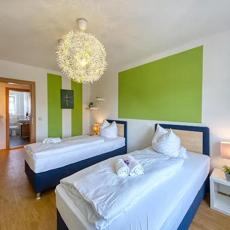 Apartment Karli Fuer Bis Zu 6 Gaeste Delitzsch